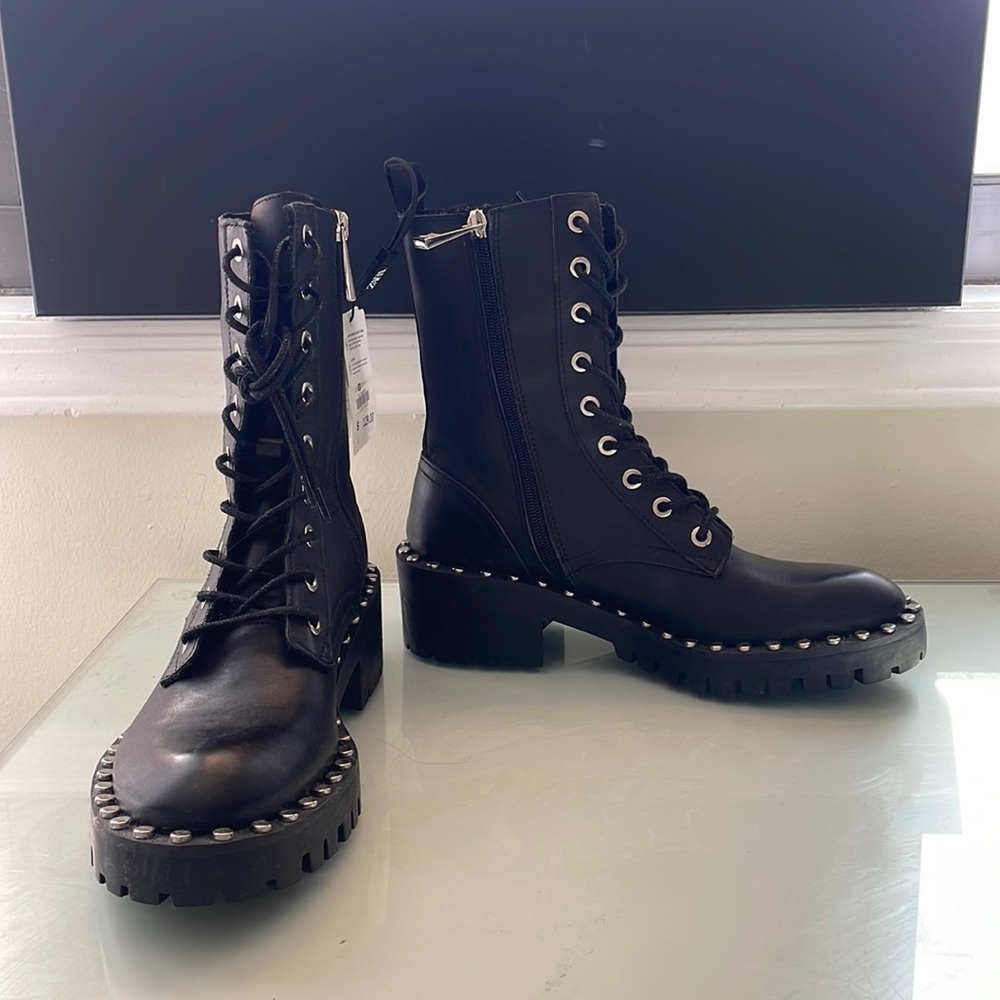 ZARA Ankle boot. Size 37 never worn